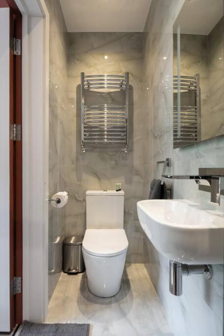 1Lsr - High-End Luxury 2 Bed Designer Apartment Лондон Екстериор снимка